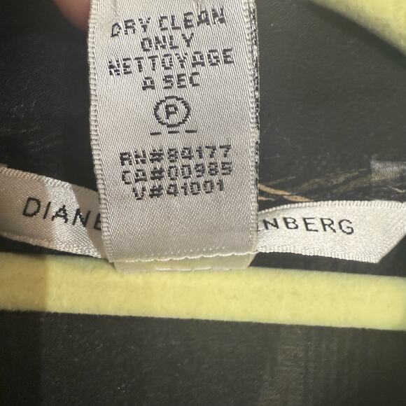 Diane Von Furtensberg Black Palm Print Button Down Blouse Sz 0 - Picture 5 of 9